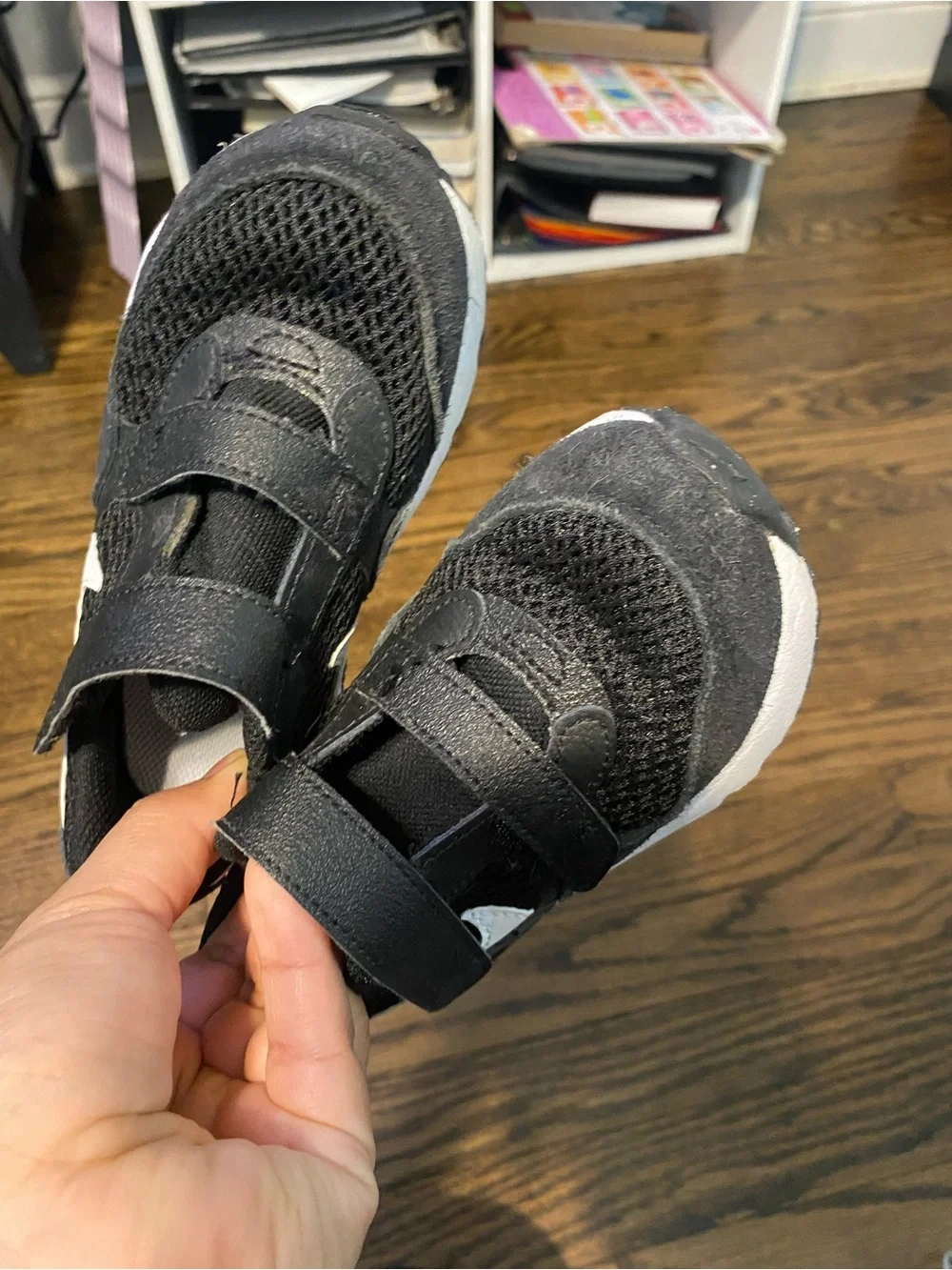 Nike easy velcro
